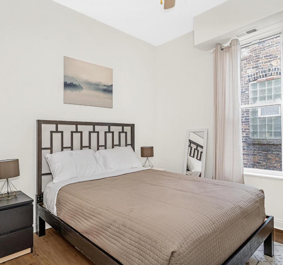 Spacious 5-Br Apt Next To Transit Free Parking Chicago Eksteriør billede